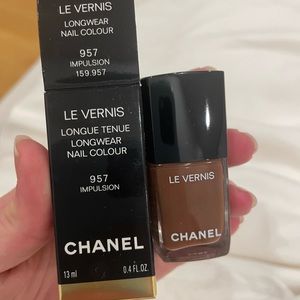 Chanel nail lacquer. Never used.